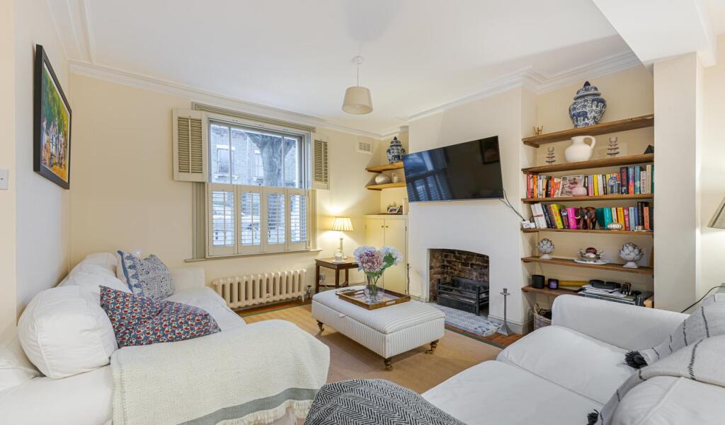 Main image of property: TYNEHAM ROAD, SW11