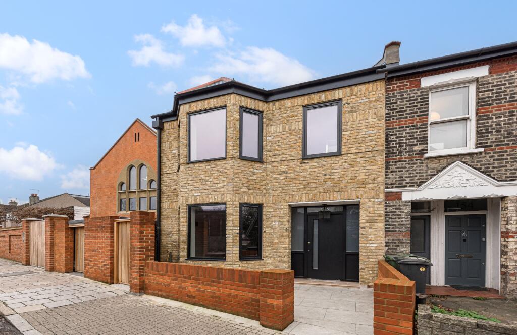 Main image of property: EARDLEY ROAD, SW16