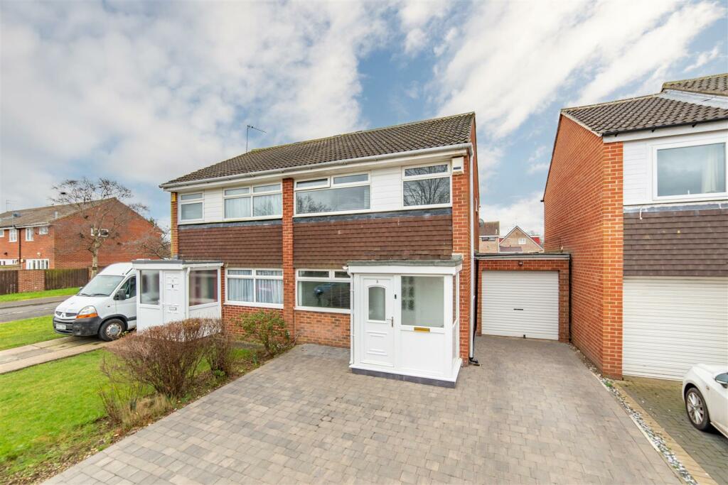 3 bedroom semi-detached house for sale in Englefield Close, Newcastle Upon Tyne, NE3