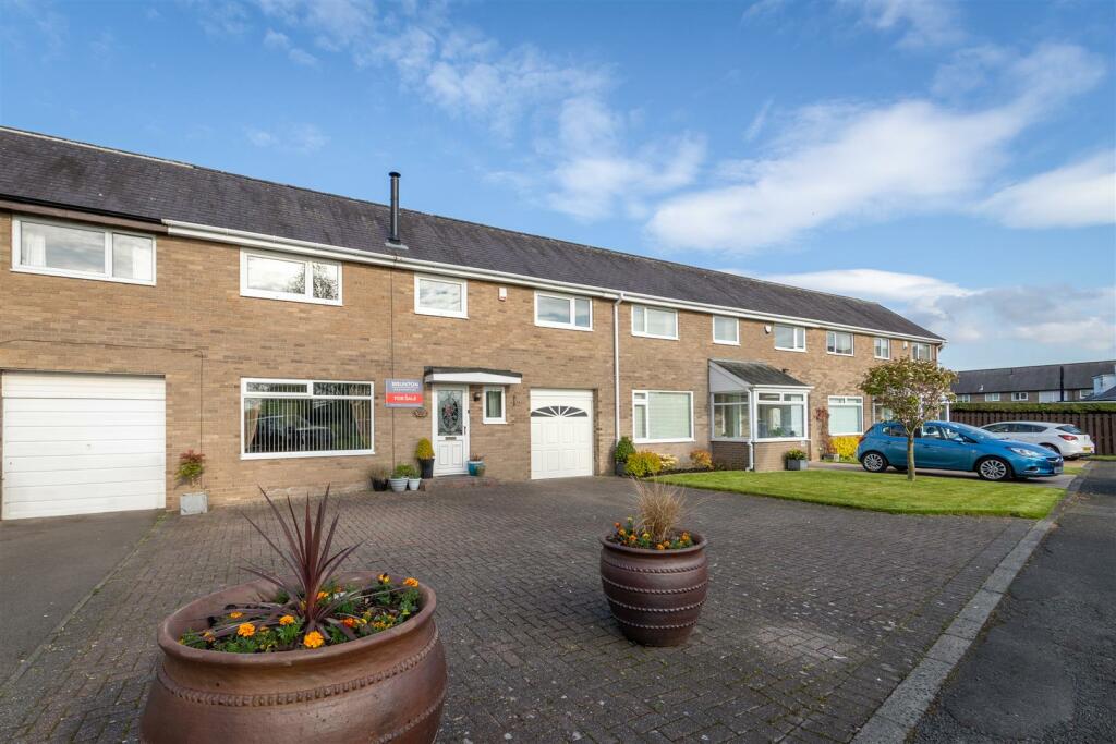 3 bedroom terraced house for sale in Beechlea, Stannington, NE61