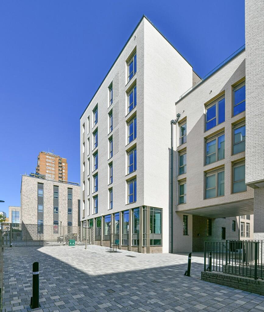 Main image of property: 58A Pelham Street, BN1