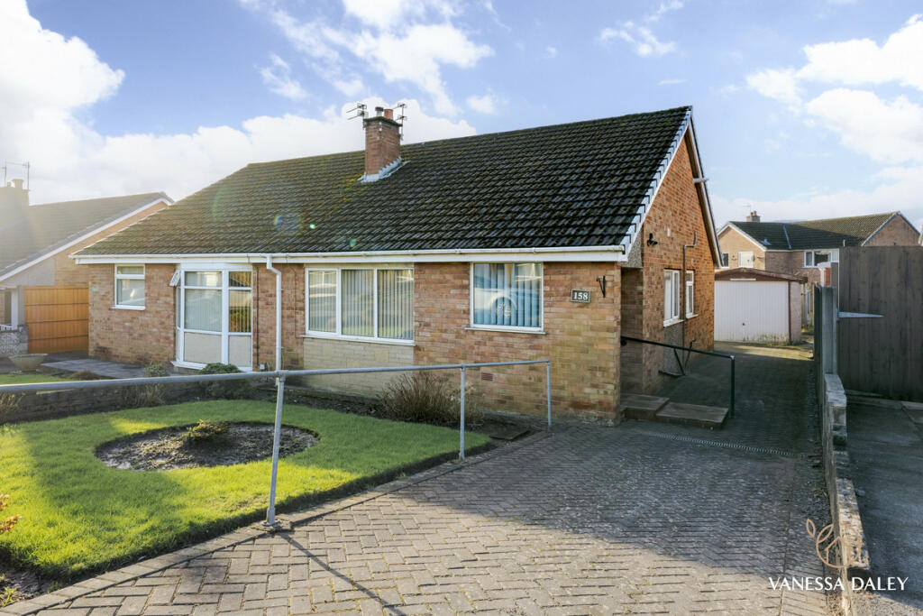2 bedroom bungalow for sale in Conway Drive, Preston, PR2