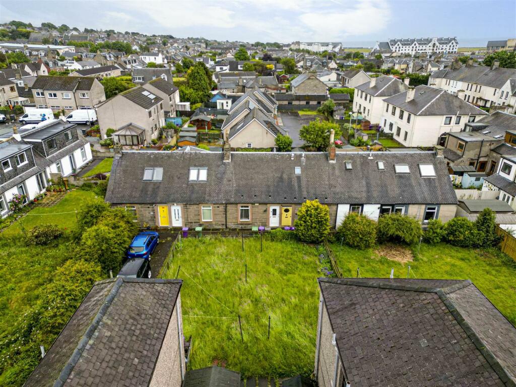 2 bedroom terraced house for sale in Brown Street, Carnoustie, DD7