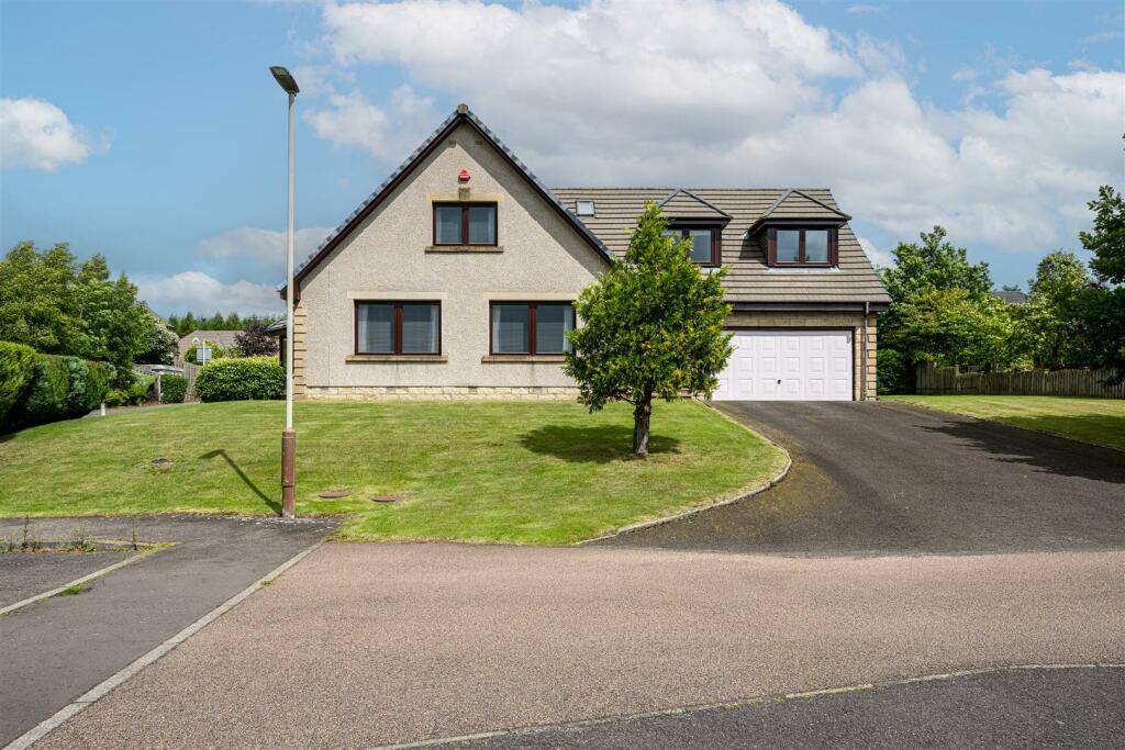 Main image of property: Piperdam Drive, Piperdam, Fowlis