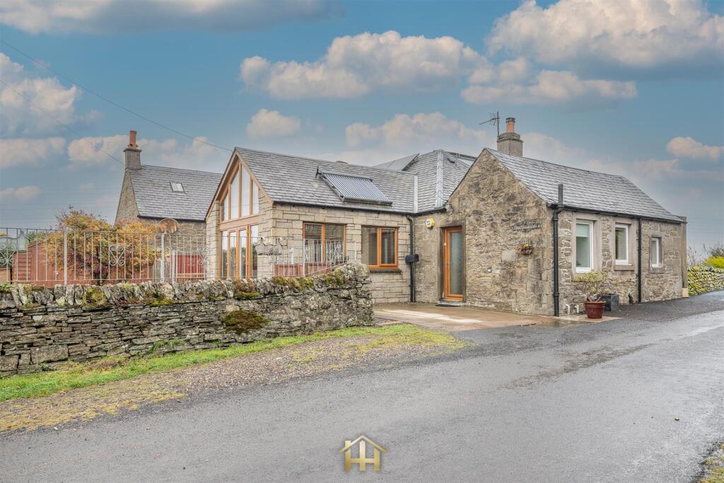 Main image of property: Tealing, Dundee