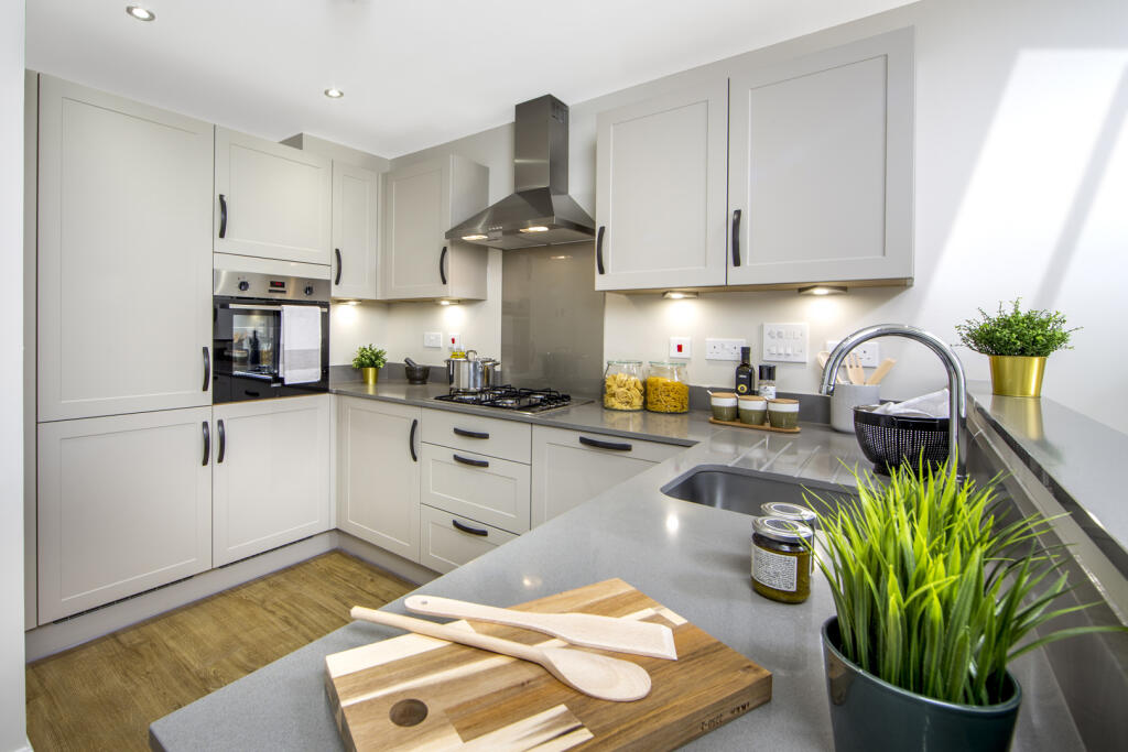 Main image of property: St Laurence Avenue,
Aylesford,
Maidstone,
Kent,
ME16 0ZP

