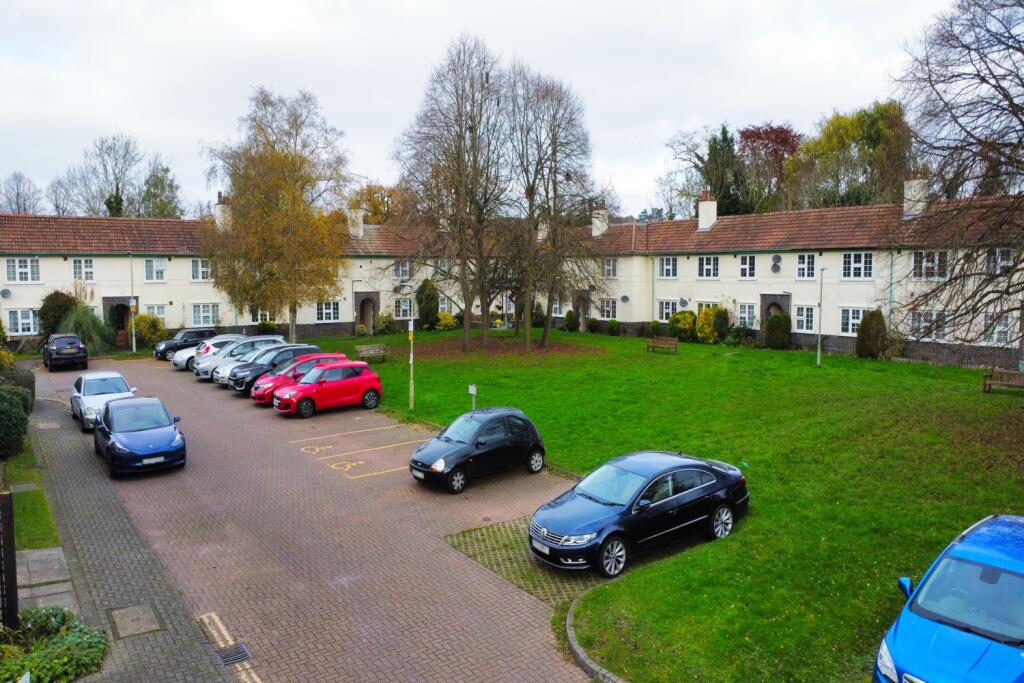 Additional property image - Guessens Court, Welwyn Garden City, Hertfordshire, AL8