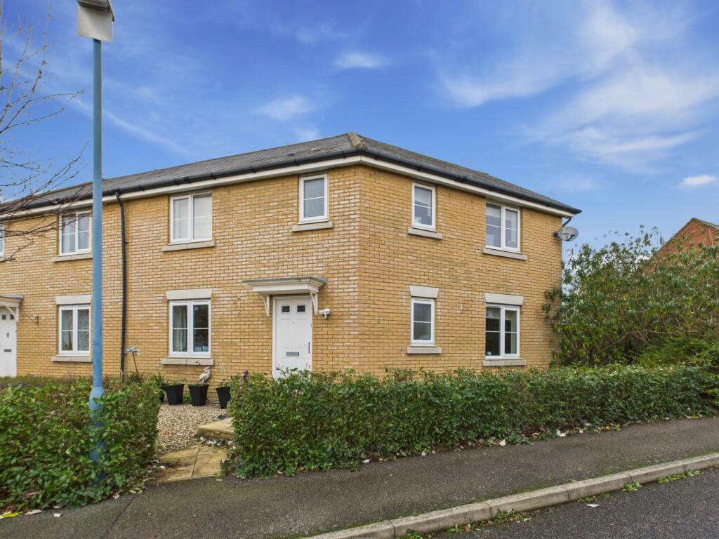 Main image of property: Lamb Drove, Great Cambourne, Cambridge, Cambridgeshire, CB23