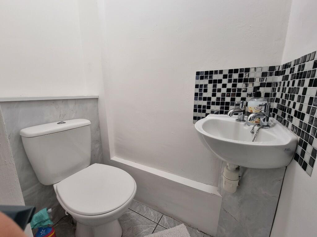 Additional property image - Caldy Walk, Birmingham, B45