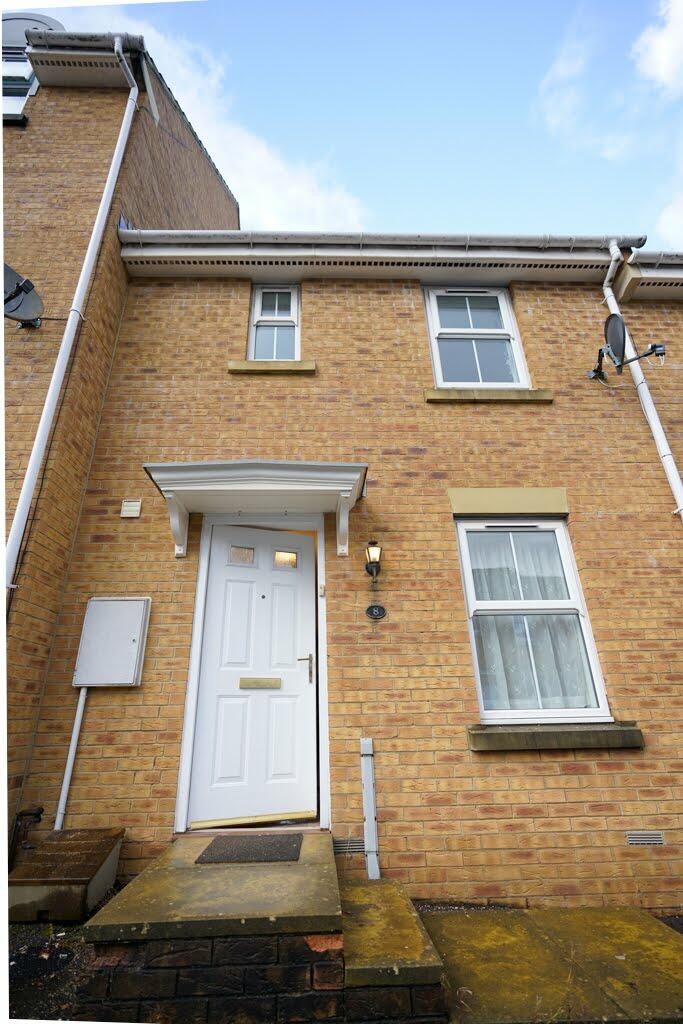 4 bedroom terraced house for rent in Casson Drive, Stapleton, Bristol, Gloucestershire, BS16