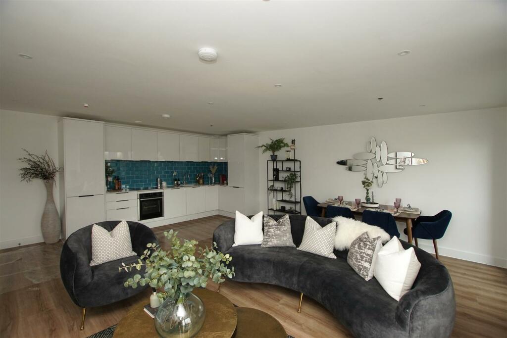 Additional property image - B16 The ARC Harbour Road, Portishead