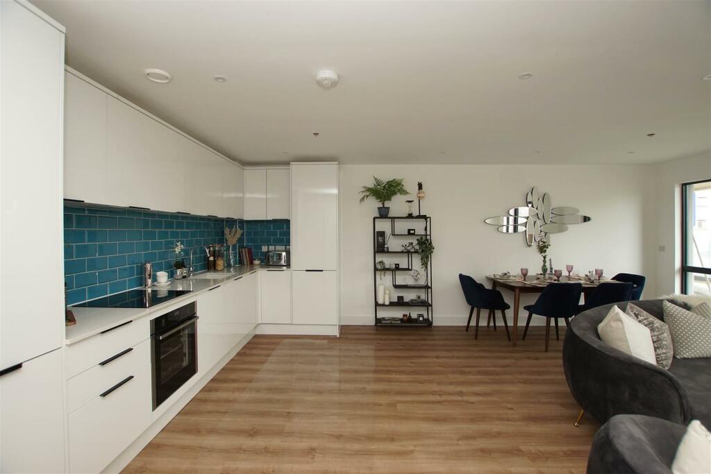 Additional property image - B16 The ARC Harbour Road, Portishead