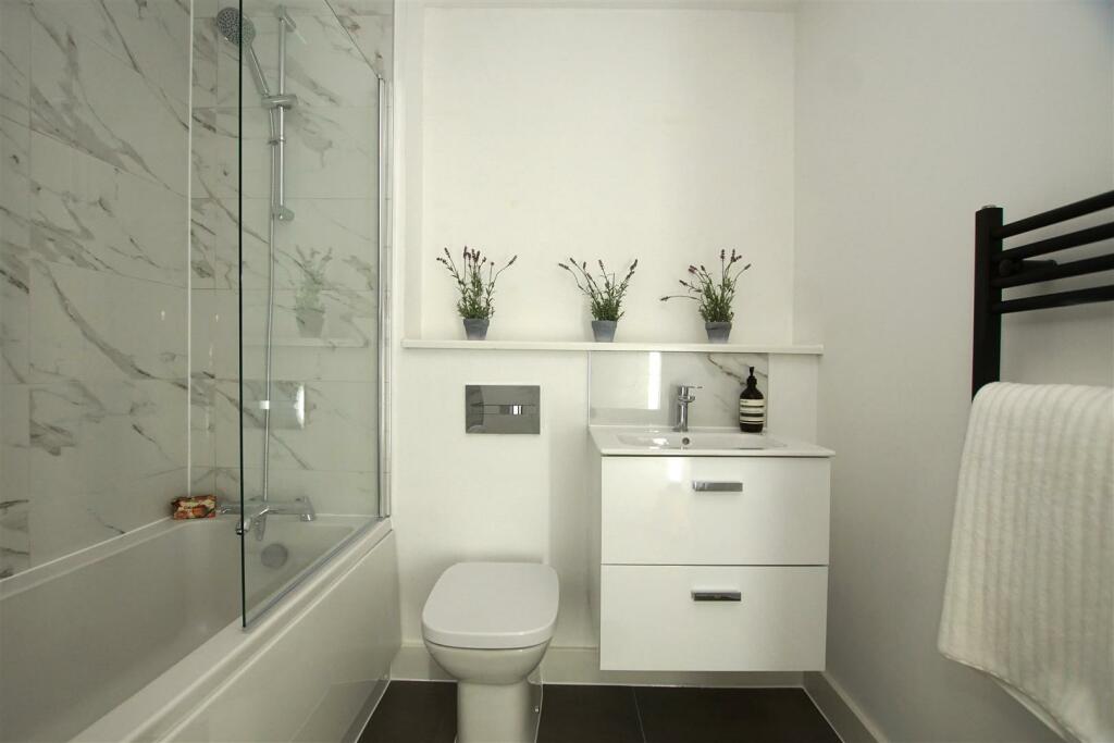 Additional property image - B16 The ARC Harbour Road, Portishead