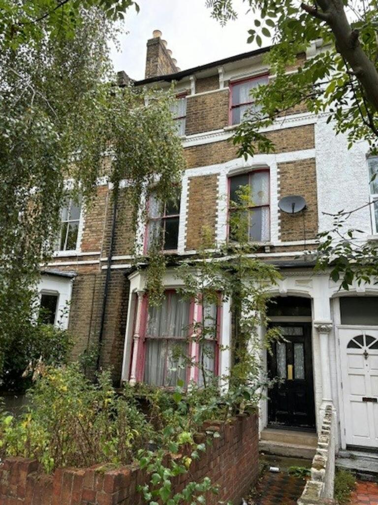 Main image of property: 69 Evering Road, Stoke Newington, N16 7PR
