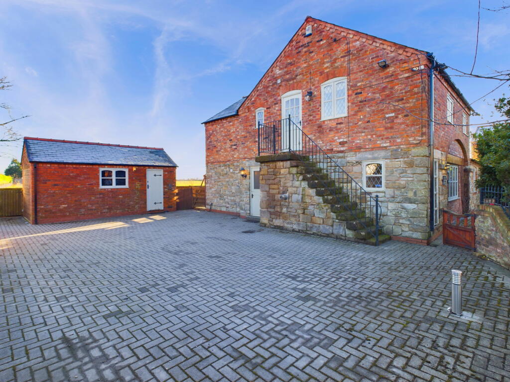 Additional property image - The Coach House, Chester