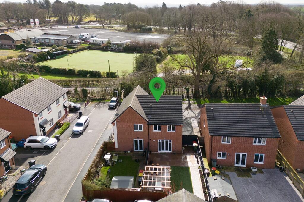 3 bedroom semidetached house for sale in Tattersall Road, Whittingham