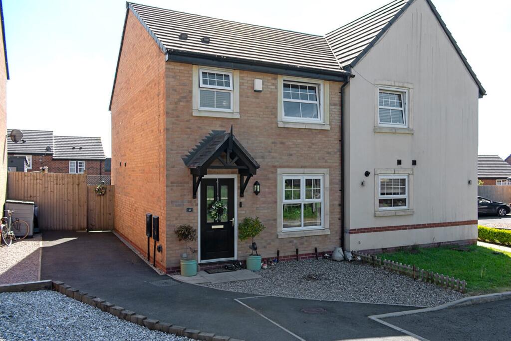 Main image of property: Chapel Rise, Longridge, Preston, PR3