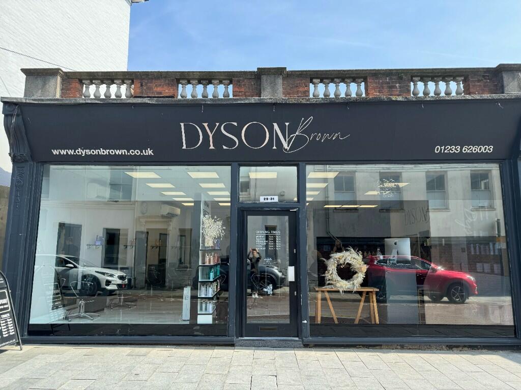 Hairdressers or barber shop for sale in Tufton Street, Ashford, Kent, TN23