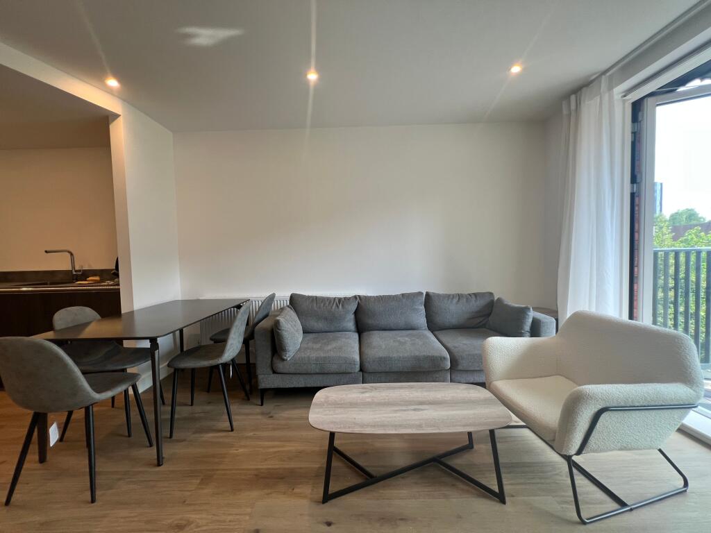 Main image of property: 62 Shadwell Street