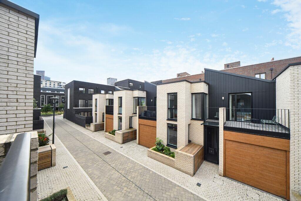 Main image of property: Coopers Lane