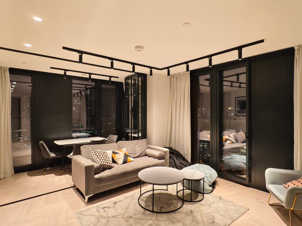 Main image of property: 19 Sun Street