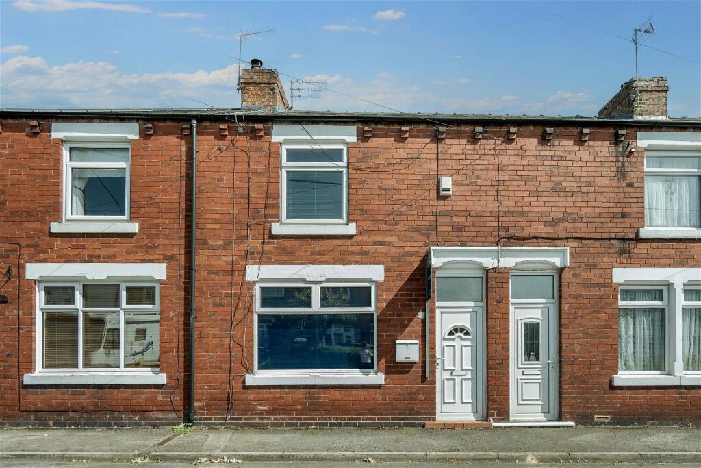 2 bedroom terraced house for sale in John Street, Great Ayton, TS9