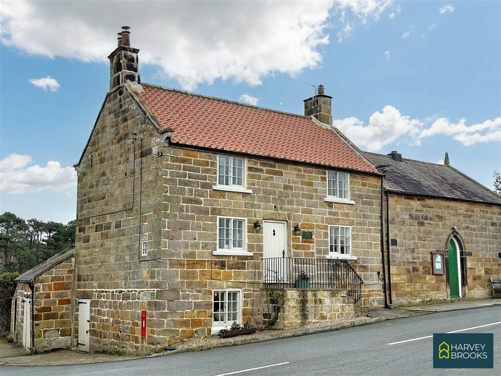 3 bedroom semidetached house for sale in Cottage, Easby, TS9