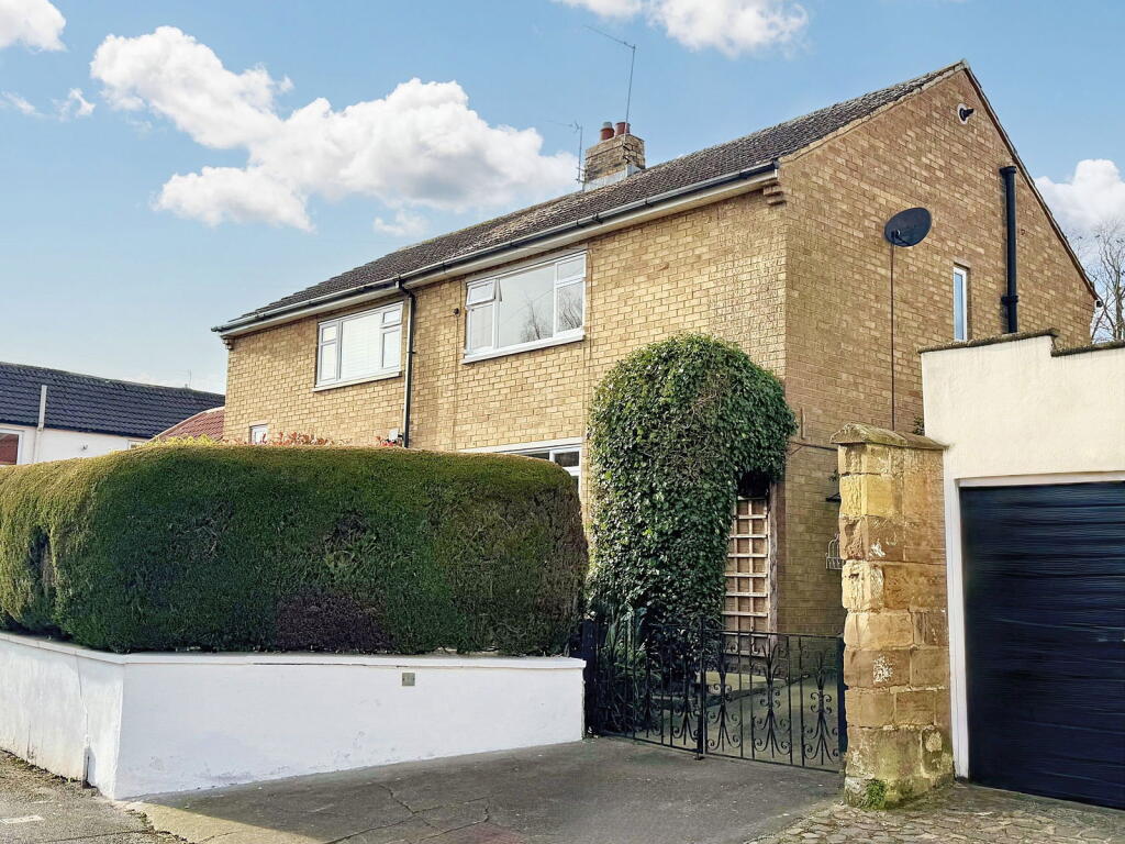 Main image of property: Levenside, Stokesley