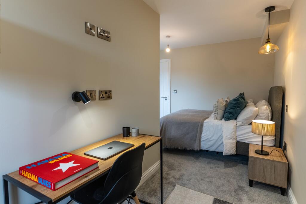 Main image of property: Room 6, Wolfa Street
