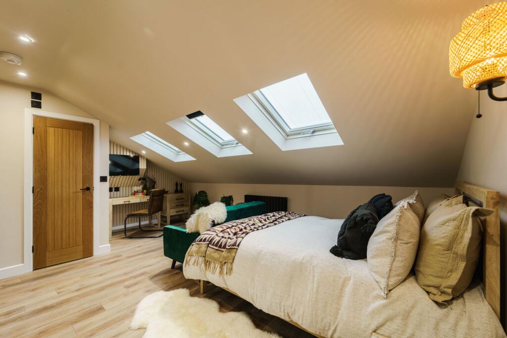 Main image of property: Room 5, Junction Street