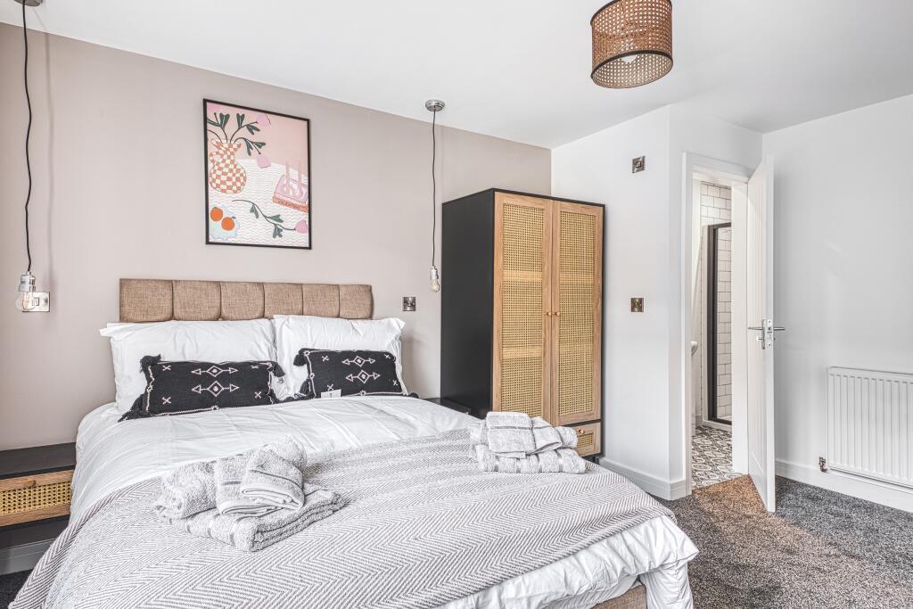 Main image of property: Room 4, Bennett Street