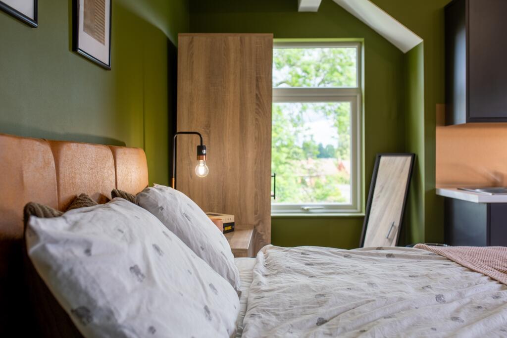 Main image of property: Studio 6, London Road