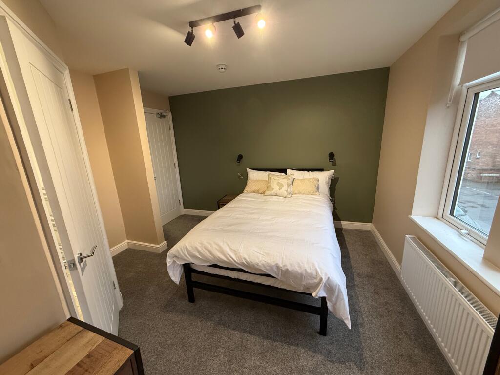 Main image of property: Room 5, Neale Street