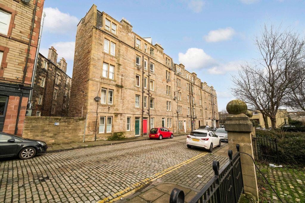 Main image of property: 7/6 Admiralty Street, Edinburgh, EH6 6JT