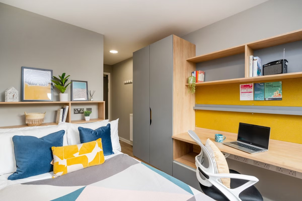 Additional property image - Unity Street, Bristol, BS2