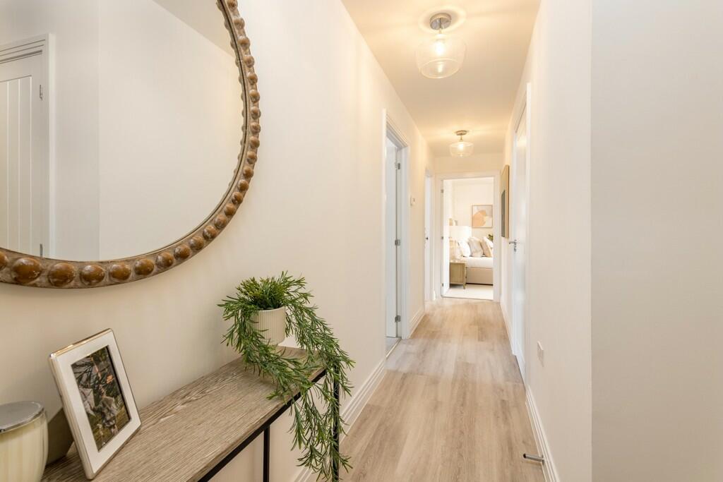 Additional property image - 18 Goshawk Road,
Off Old Shoreham Road,
Lancing,
BN15 9GT