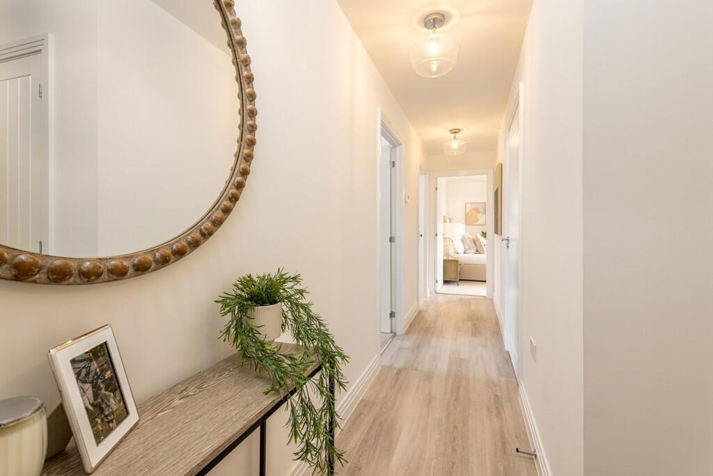 Additional property image - 18 Goshawk Road,
Off Old Shoreham Road,
Lancing,
BN15 9GT