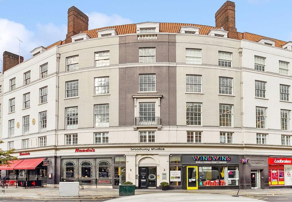 Main image of property: Broadway Studios, Hammersmith Broadway, Broadway Chambers, 20 Hammersmith Broadway, London, W6 7AF