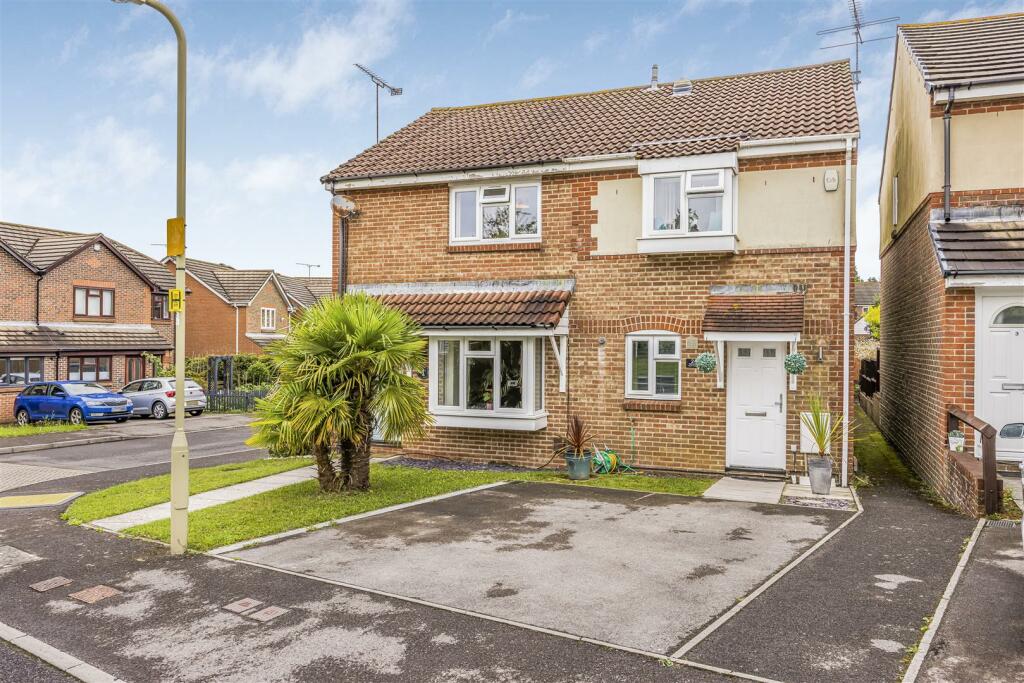 Main image of property: Tillington Gardens, Clanfield, Waterlooville