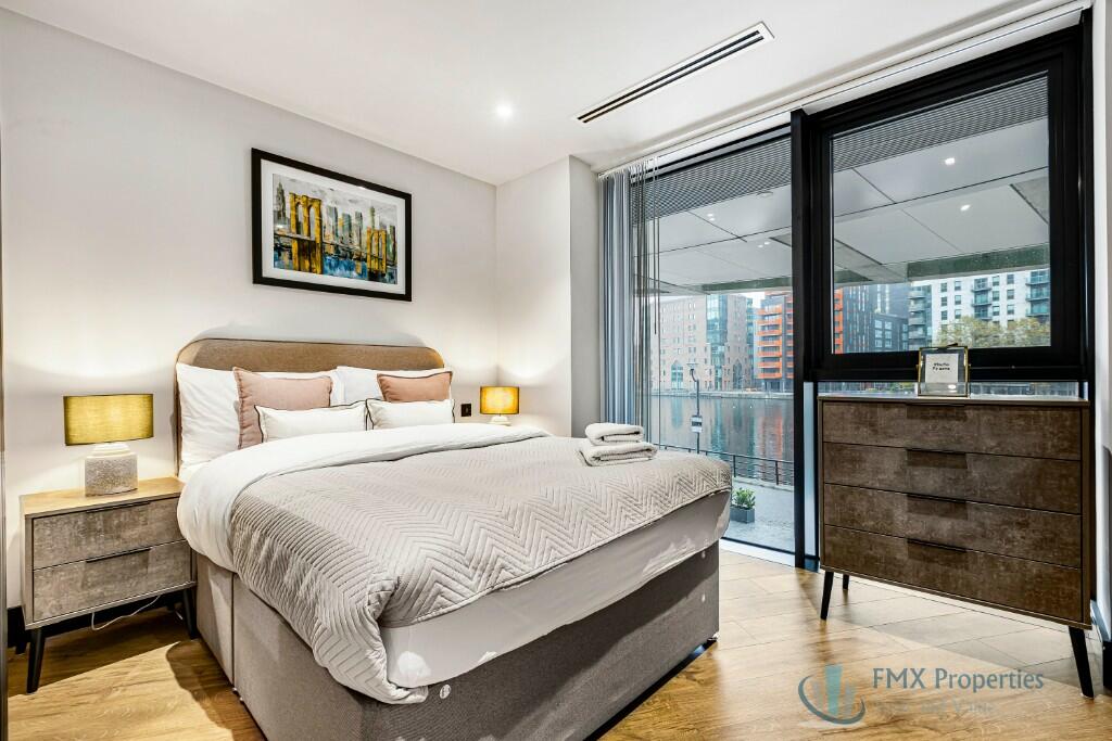 Main image of property: Crossharbour Plaza, London, E14