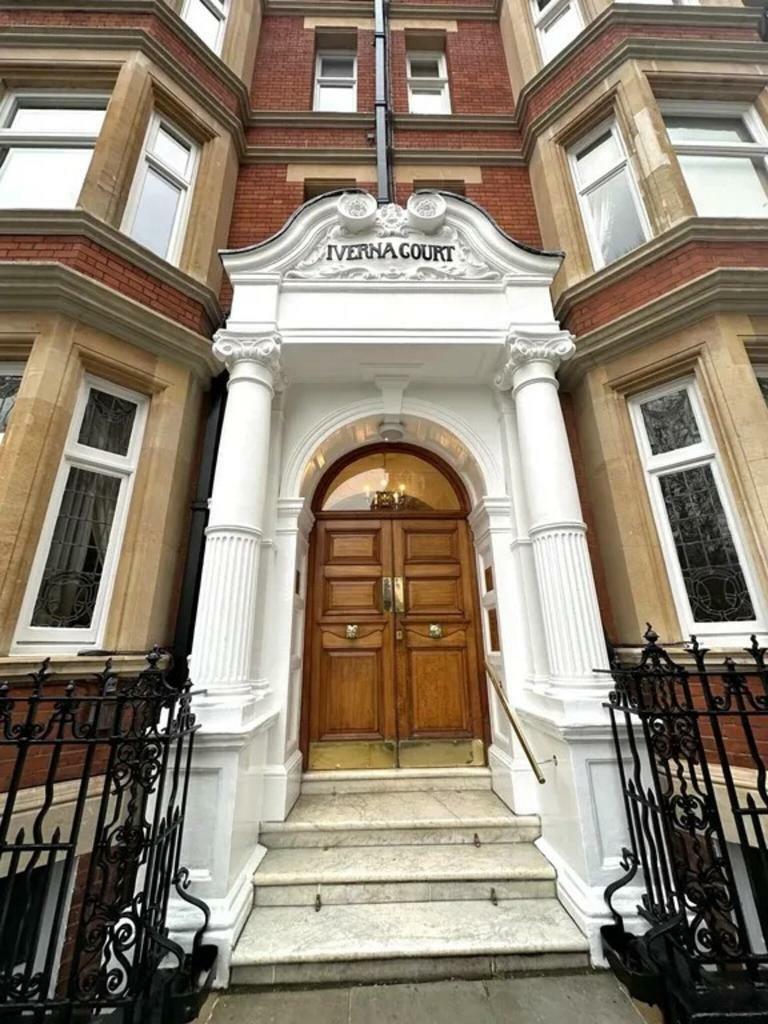 3 bedroom detached house for rent in Iverna Court, London, W8 6TS, W8