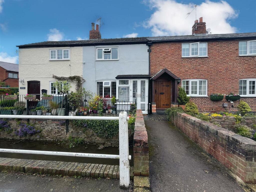 2 bedroom cottage for sale in Main Street, Cosby, Leicester, LE9
