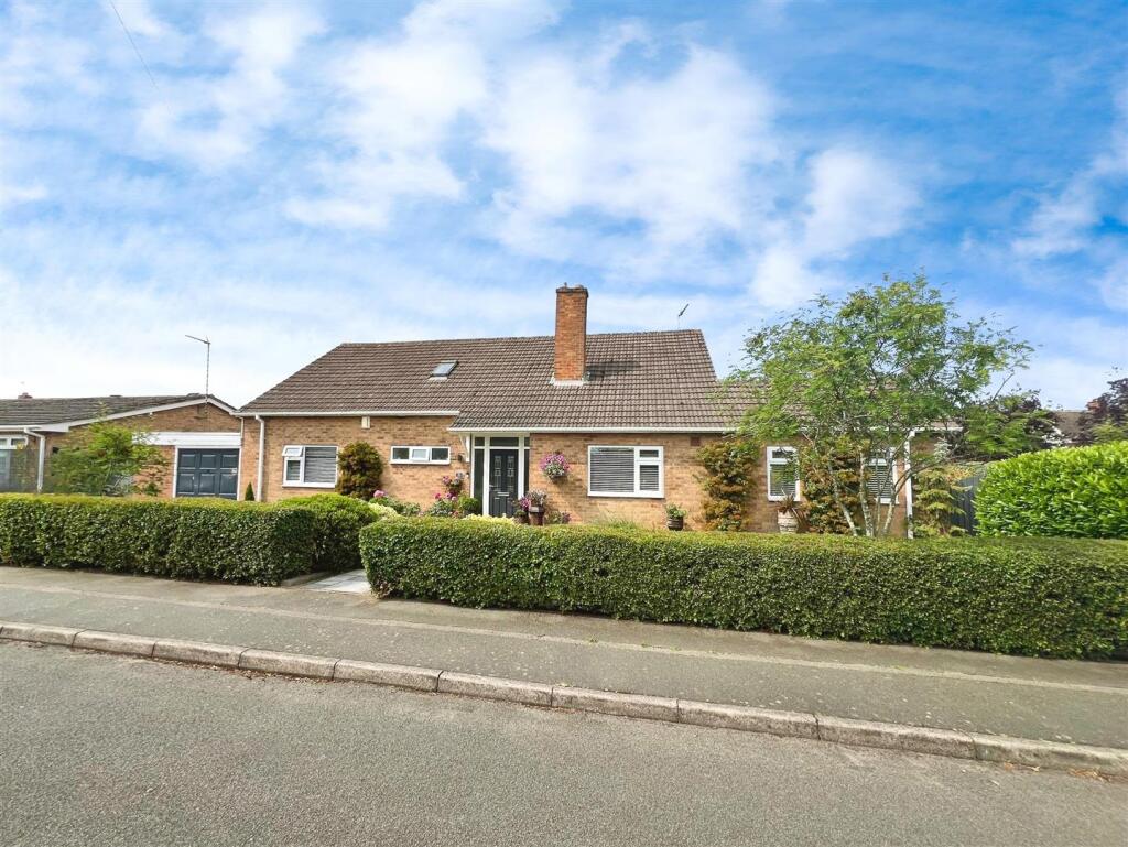 Main image of property: Tennyson Street, Narborough, Leicester