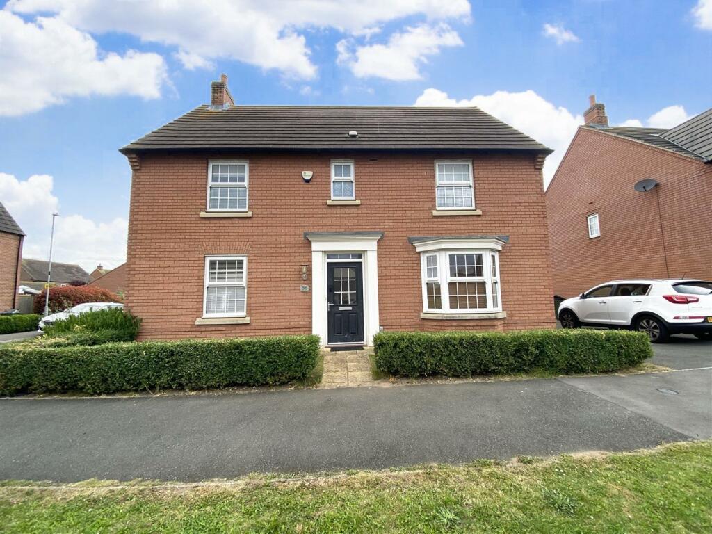 4 bedroom detached house for sale in Wright Close, Whetstone, Leicester