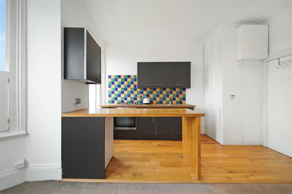 Main image of property: Wandsworth Road, SW8