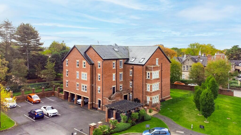 1 bedroom apartment for sale in Grammar School Gardens, Ormskirk, L39