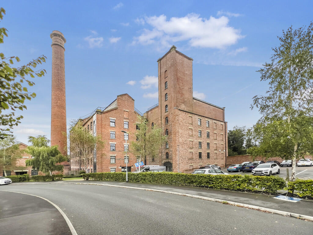 2 bedroom apartment for sale in Mill Lane, Burscough, L40