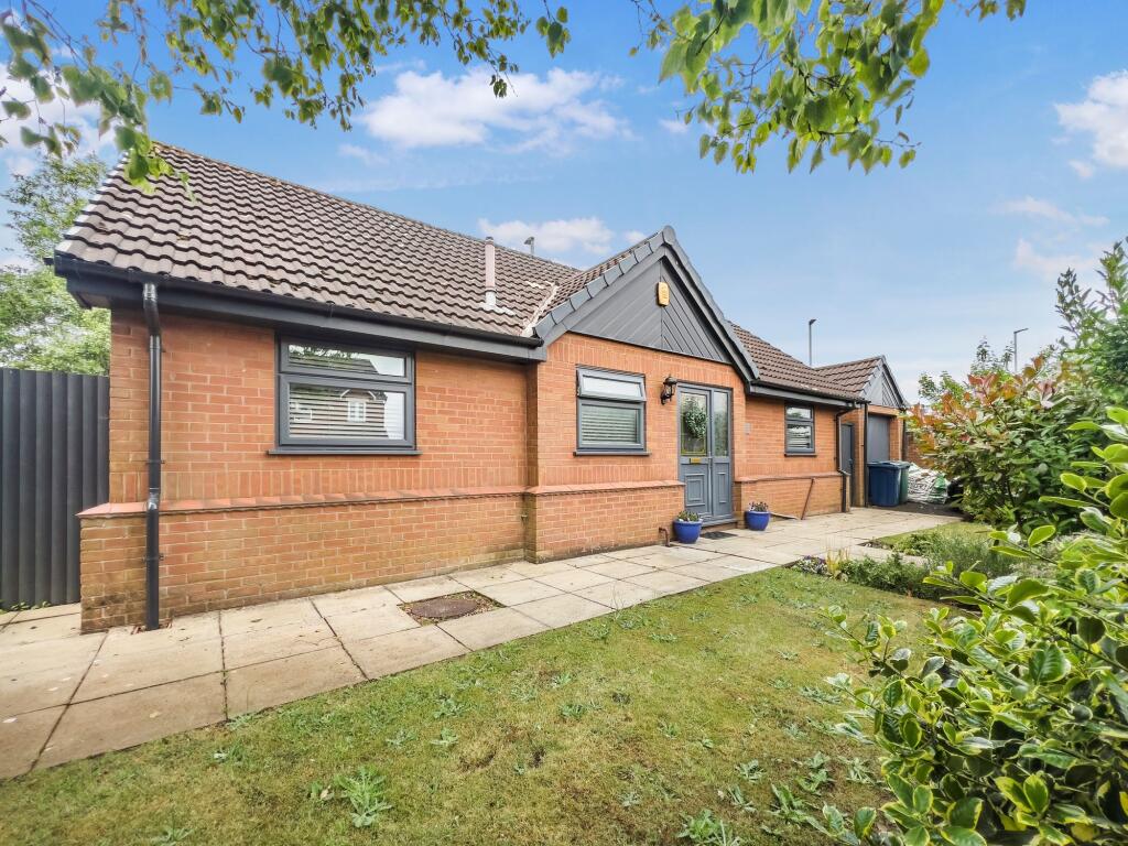 Main image of property: Lordsgate Lane, Burscough, L40
