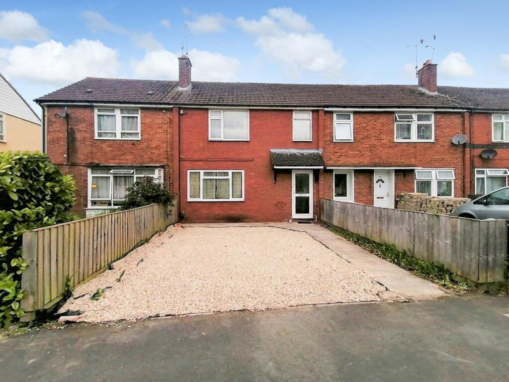 Main image of property: Kingswood Avenue, Park North, Swindon, SN3