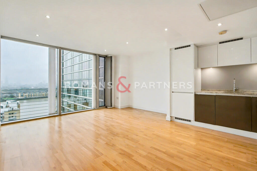 Main image of property: Landmark East, Canary Wharf, E14